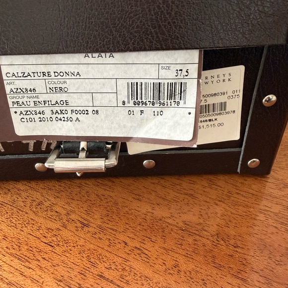 Alaia Black Braided Leather Sandals - Picture 7 of 7